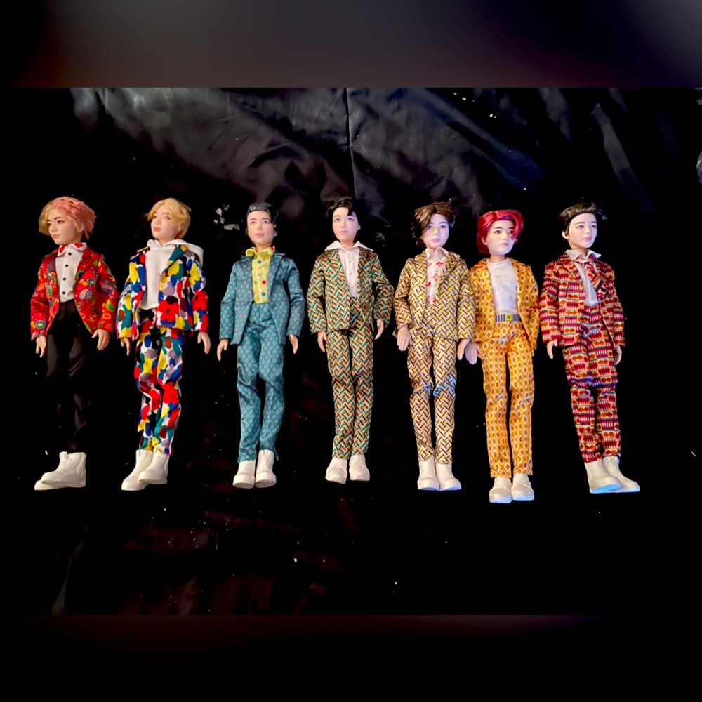 BTS dolls